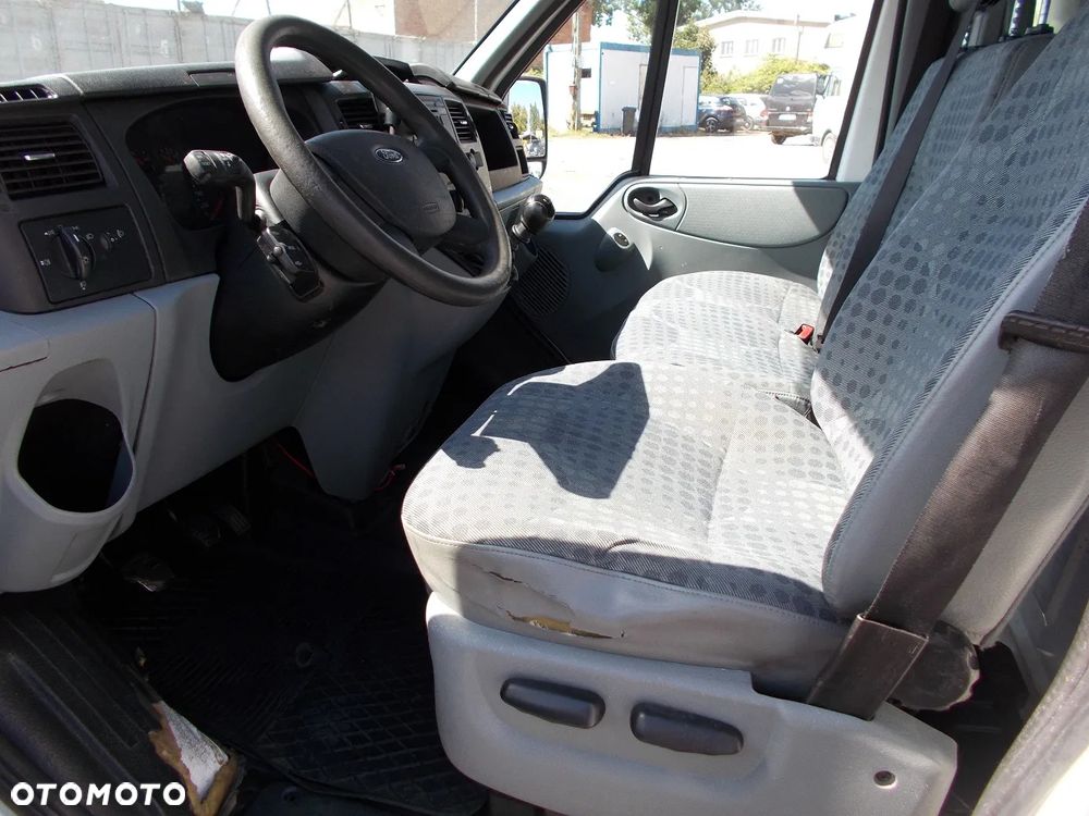 Ford Transit - 15