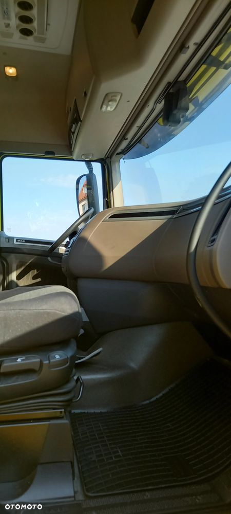 DAF XF 106 - 17