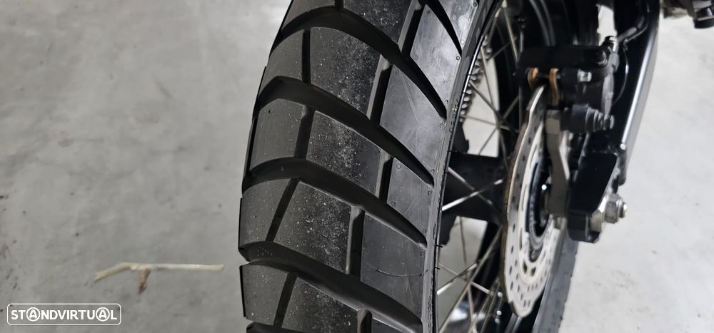 Honda Africa Twin CRF 1100 - 21