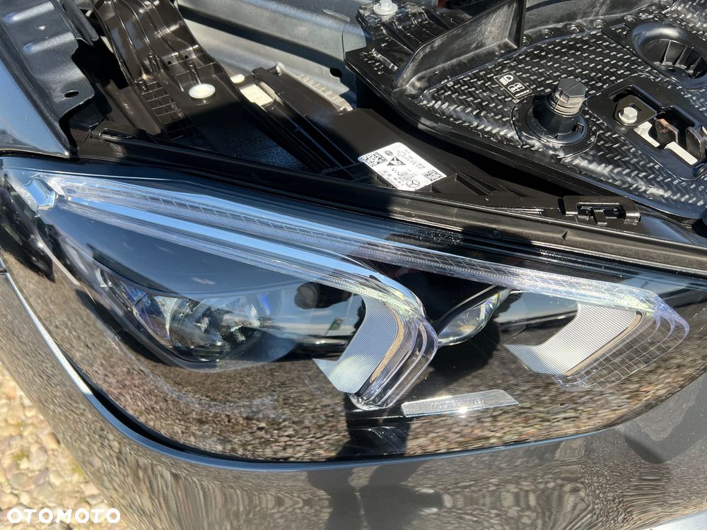 Mercedes-Benz GLE 300 d 4Matic 9G-TRONIC AMG Line - 16