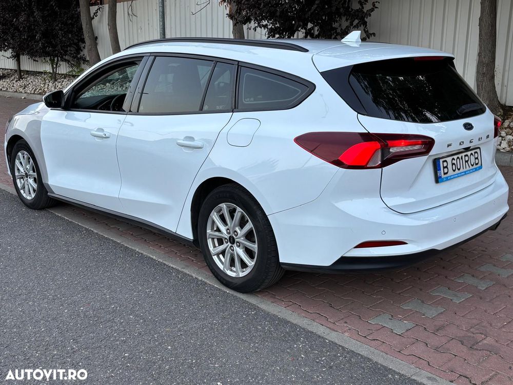 Ford Focus 1.5 EcoBlue Connected - 4