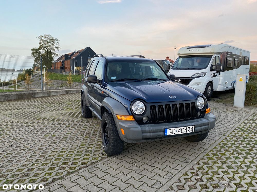 Jeep Cherokee 2.4 Sport - 3