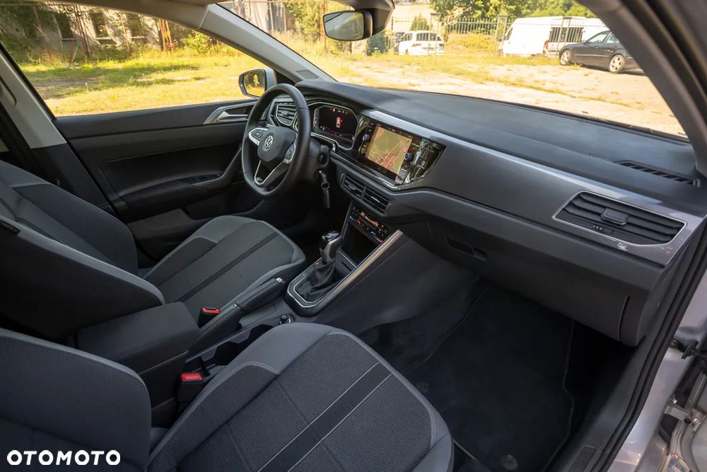 Volkswagen Polo 1.0 TSI Comfortline DSG - 23