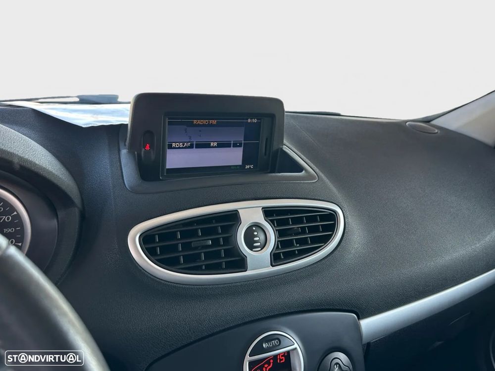 Renault Clio 1.2 16V Dynamique S - 13