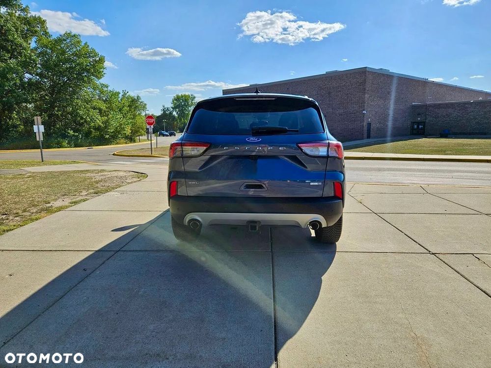 Ford Escape 2.0 EcoBoost AWD Titanium - 7