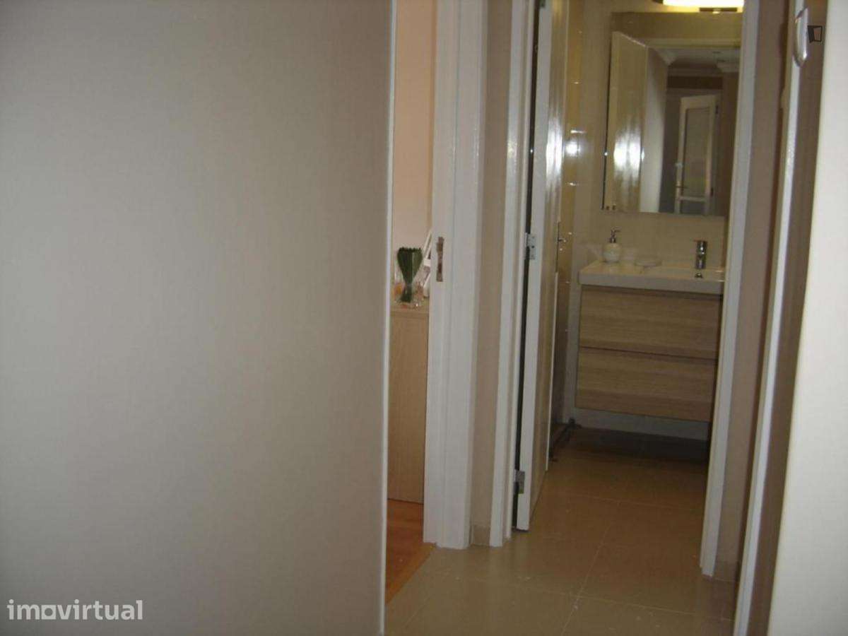 Apartamento com 2 quartos - localizado em Setubal - Grande imagem: 2/47