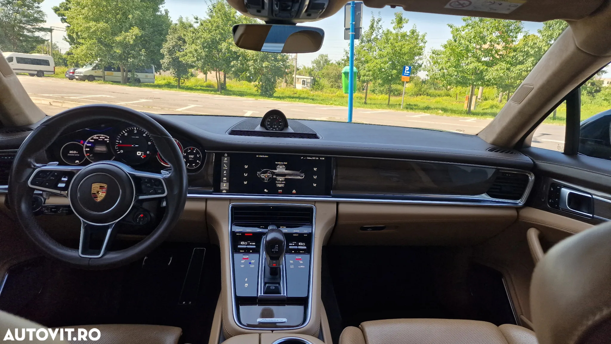 Porsche Panamera - 11