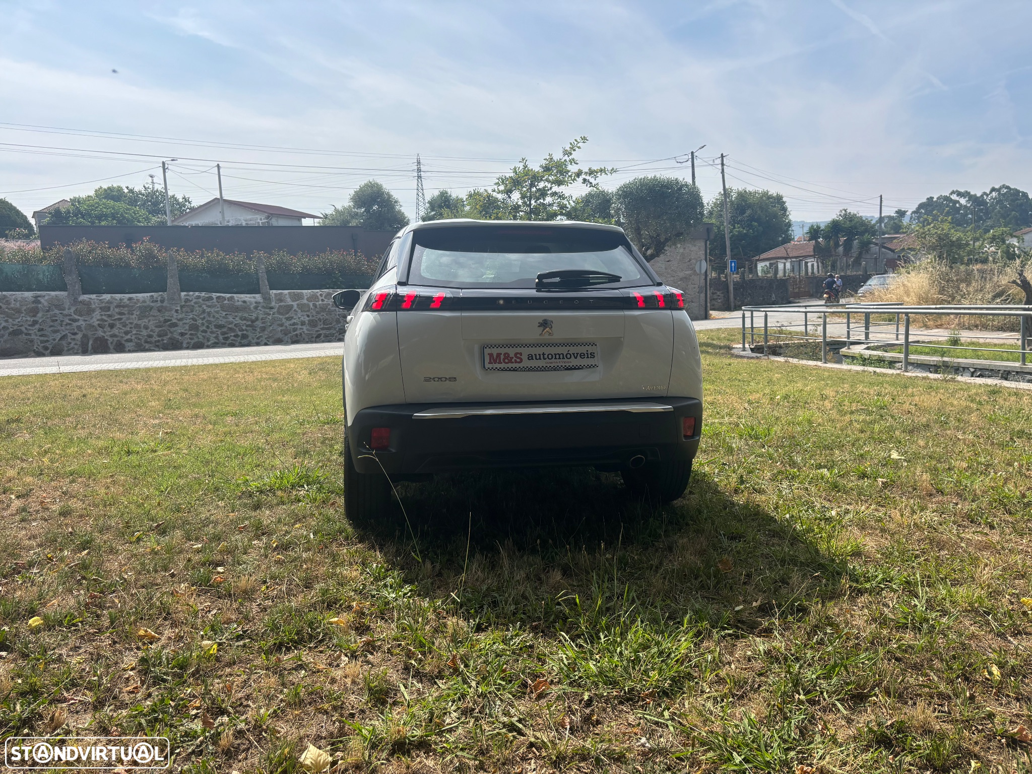 Peugeot 2008 1.5 BlueHDi Allure - 10