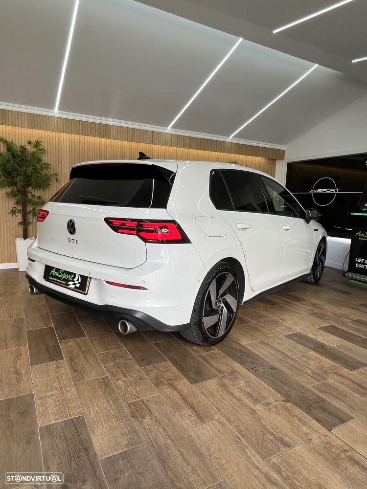 VW Golf 2.0 TSI GTI DSG - 53