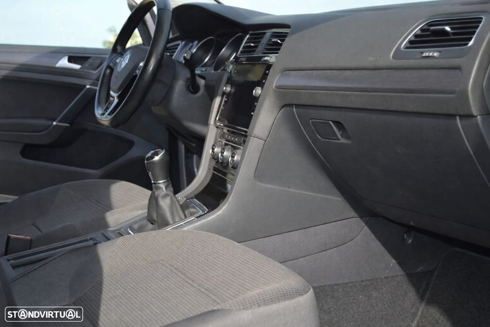 VW Golf 1.5 TSI Stream - 8