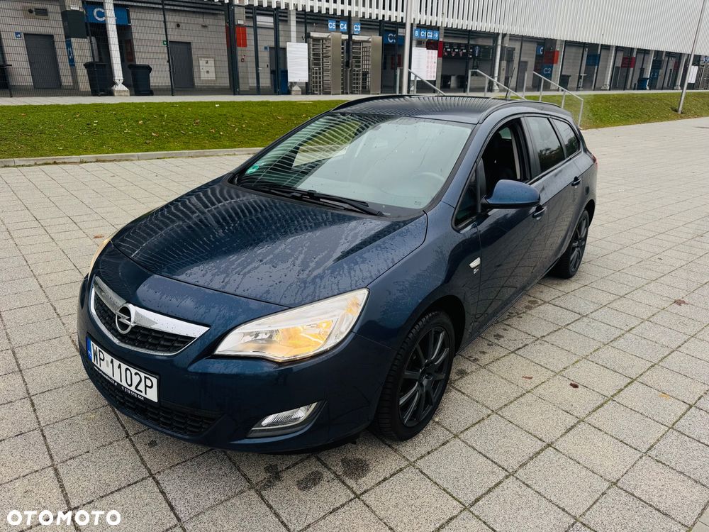 Opel Astra ver-1-4-turbo-150-jahre - 7