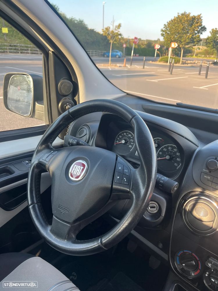 Fiat Qubo 1.4 8V Lounge - 18