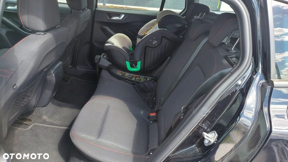 Ford Focus SW 1.0 EcoBoost ST-Line ASS PowerShift - 17