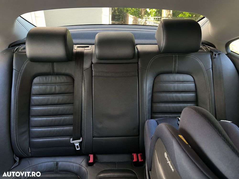 Volkswagen Passat - 3