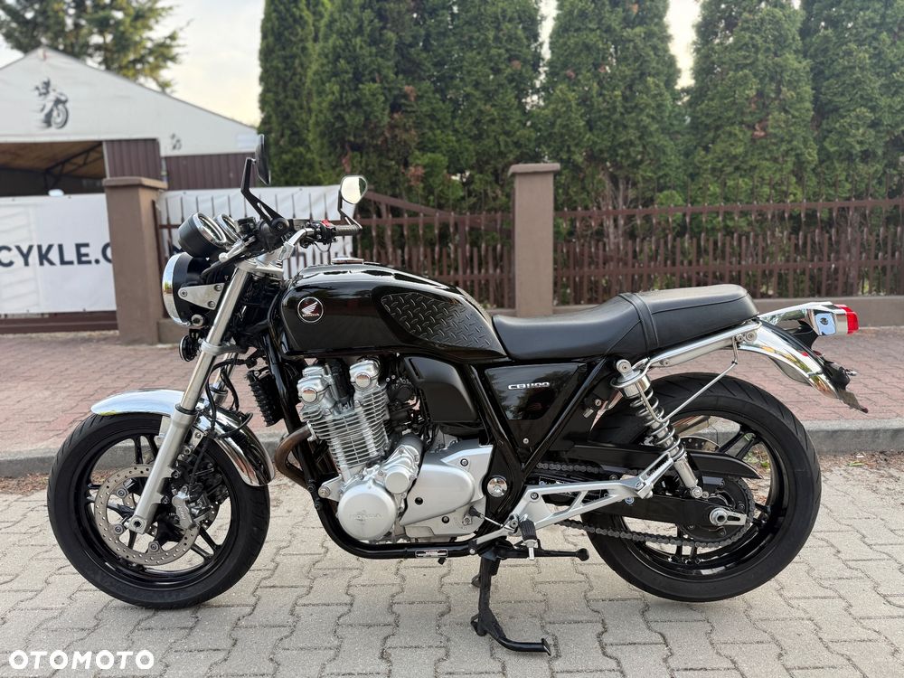 Honda CB - 18