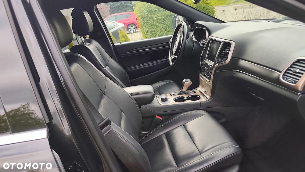 Jeep Grand Cherokee 3.0 CRD Overland Summit - 21