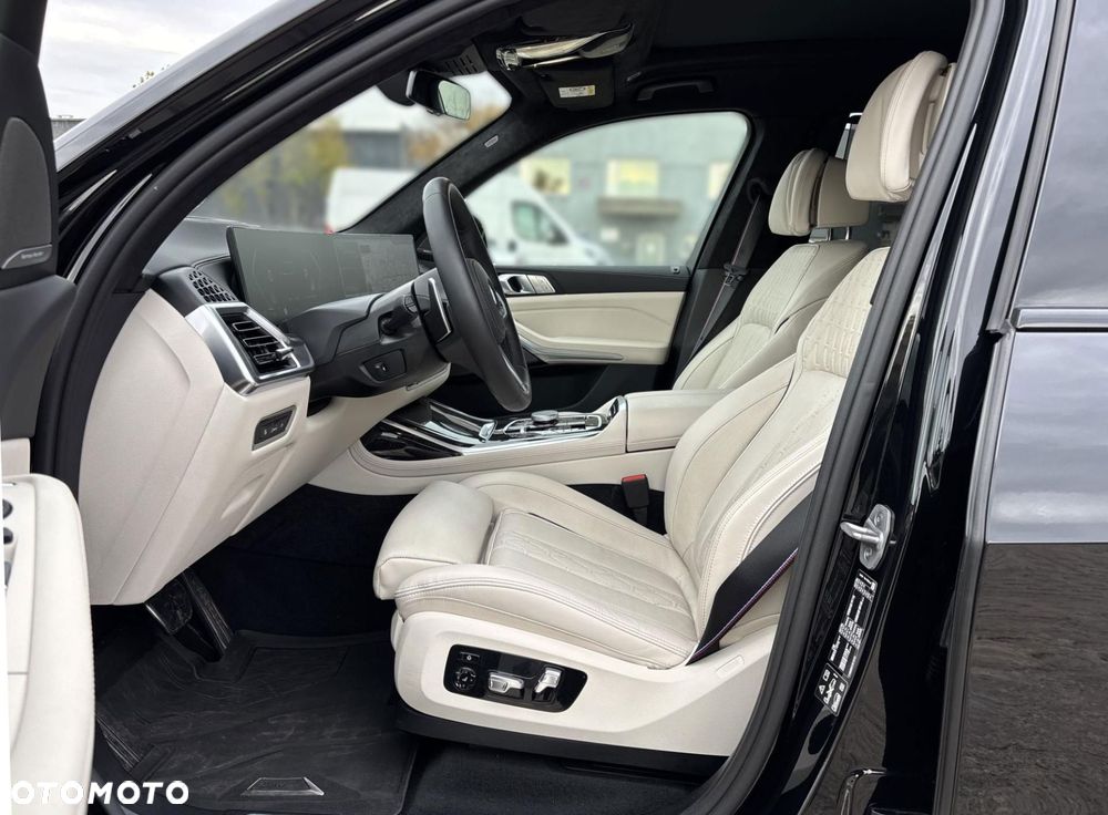 BMW X7 - 13