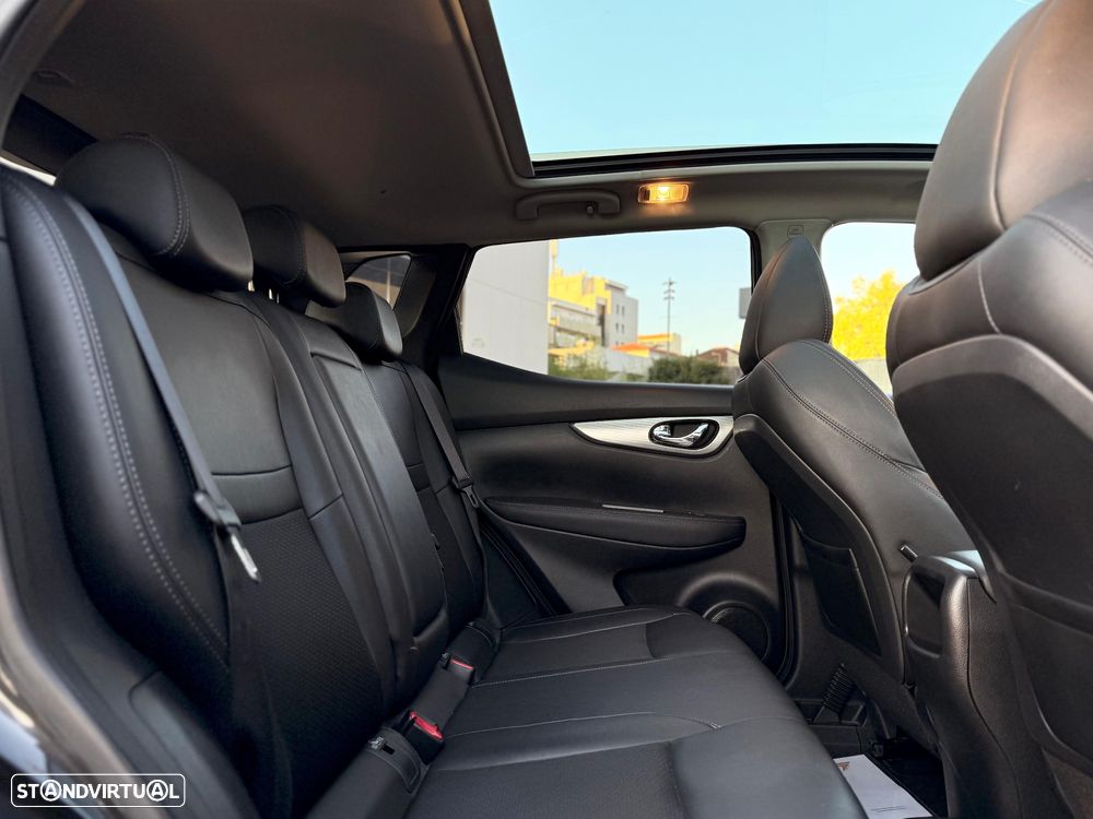 Nissan Qashqai 1.5 dCi Tekna Premium Pele - 26