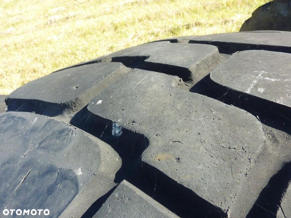 2x Opona używana przemysłowa 600/65R25 GOODYEAR 900zł(szt.) W2802 - 6