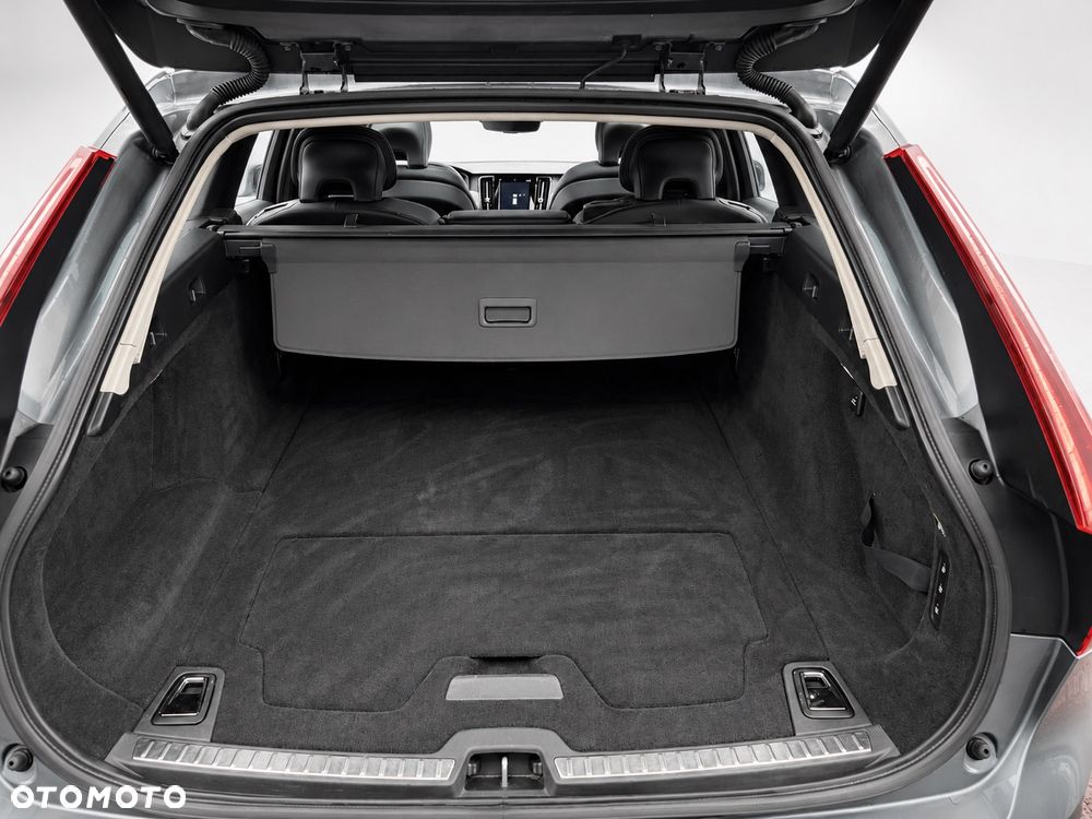 Volvo V90 D4 AWD Geartronic Inscription - 27