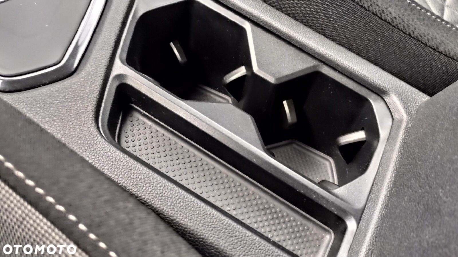 Volkswagen Tiguan - 33