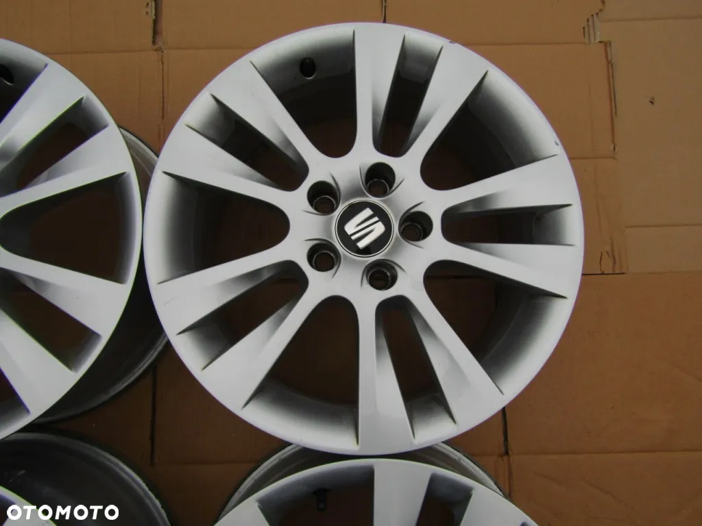 4x Felgi 17 Seat Leon Tarraco Ateca Toledo Skoda Octavia III IV 5x112 ET39 - 6