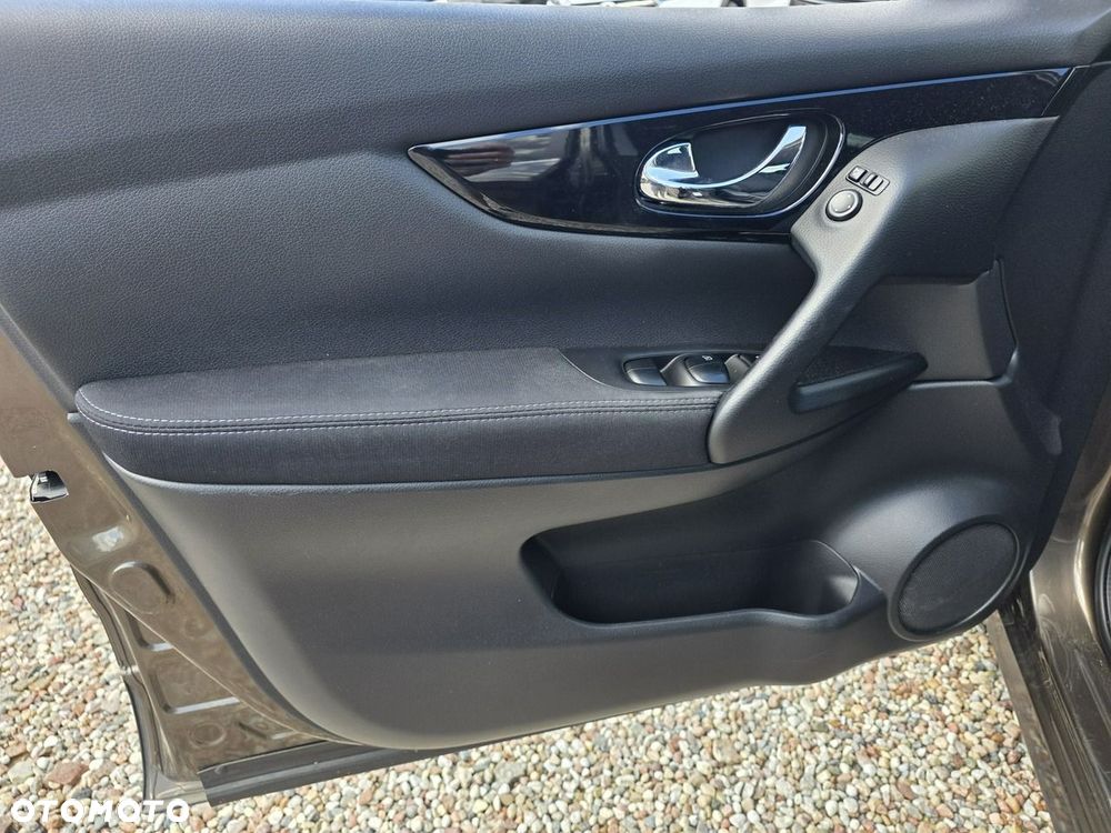 Nissan Qashqai 1.6 DIG-T Tekna+ - 22