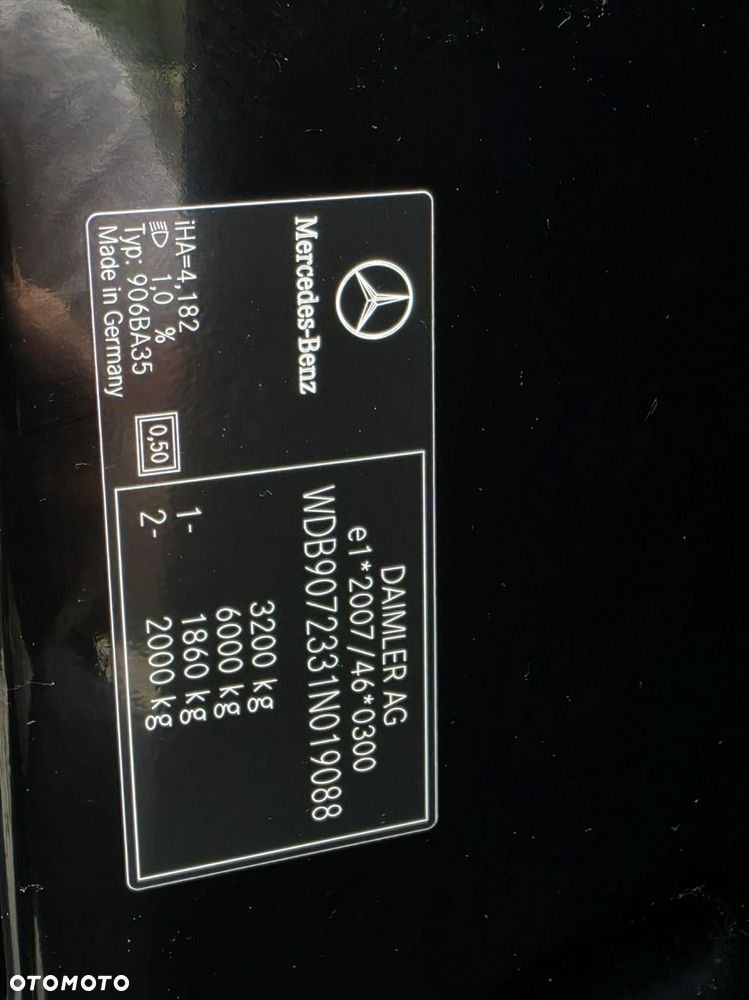 Mercedes-Benz Sprinter - 23