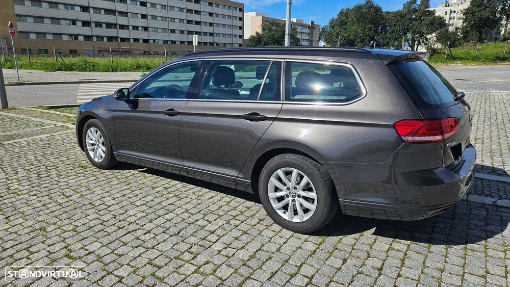 VW Passat Variant 1.6 TDI BlueMotion - 8