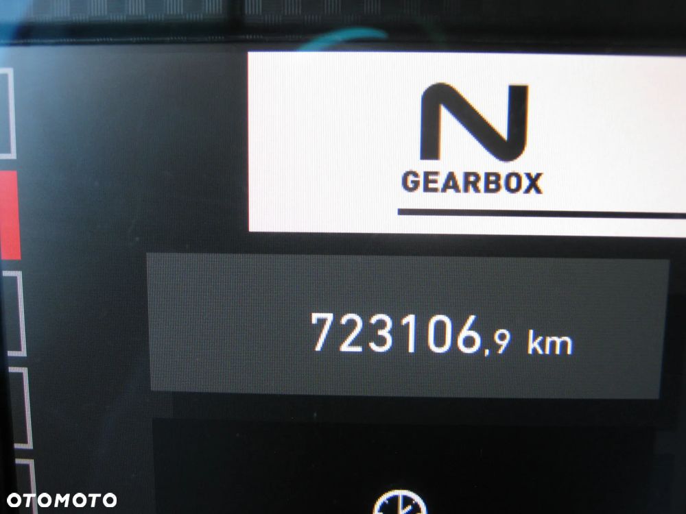 Renault T-460 SPROWADZONE - 11