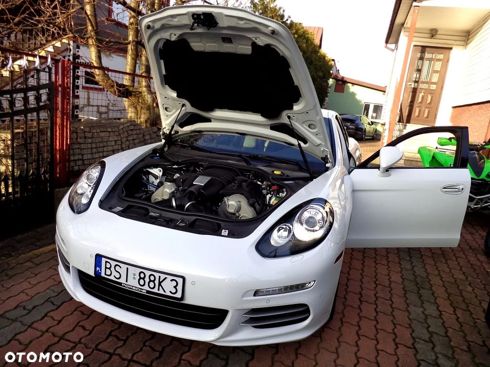 Porsche Panamera 4 PDK Edition - 29