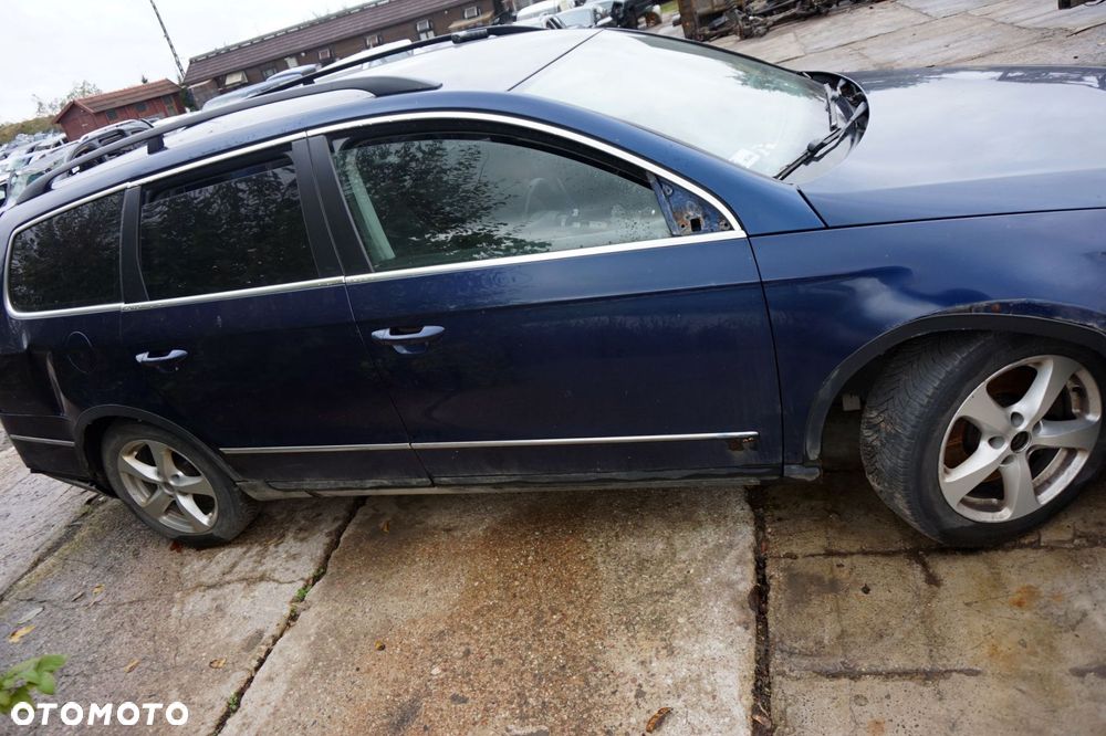 VOLKSWAGEN PASSAT B6 KOMBI 2007 LD5Q 2.0 TDI BKP 140KM KDN GRANATOWY na części - 6