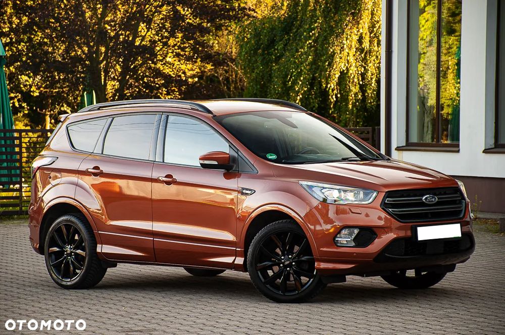 Ford Kuga 1.5 EcoBoost 2x4 ST-Line - 8