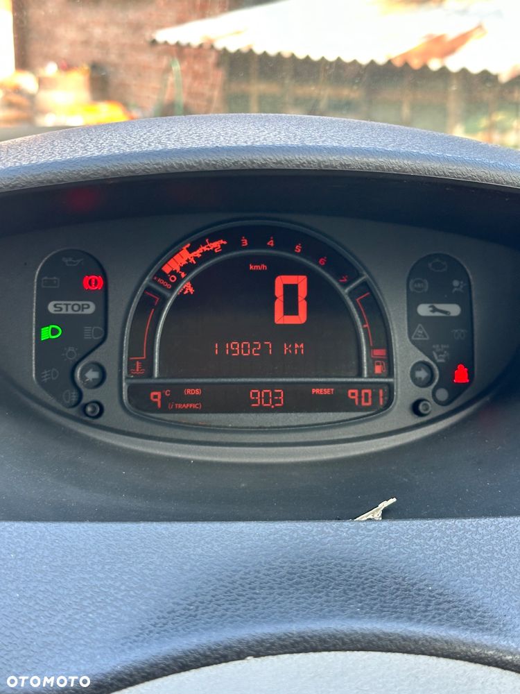 Renault Modus 1.2 Confort Authentique - 10