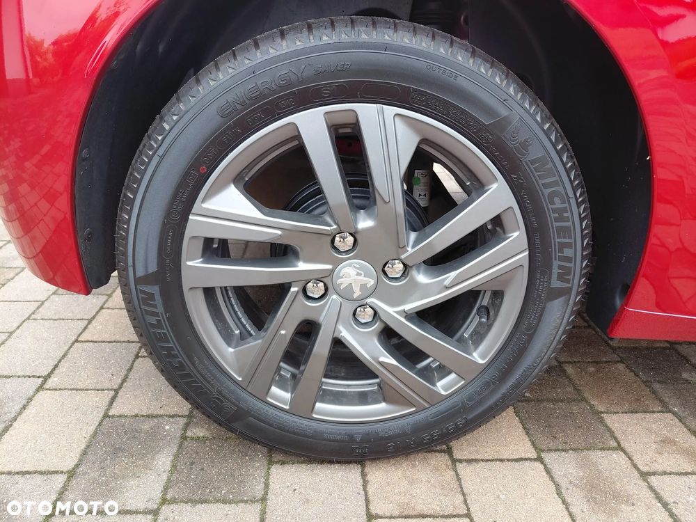 Peugeot 208 1.2 PureTech Style S&S - 18