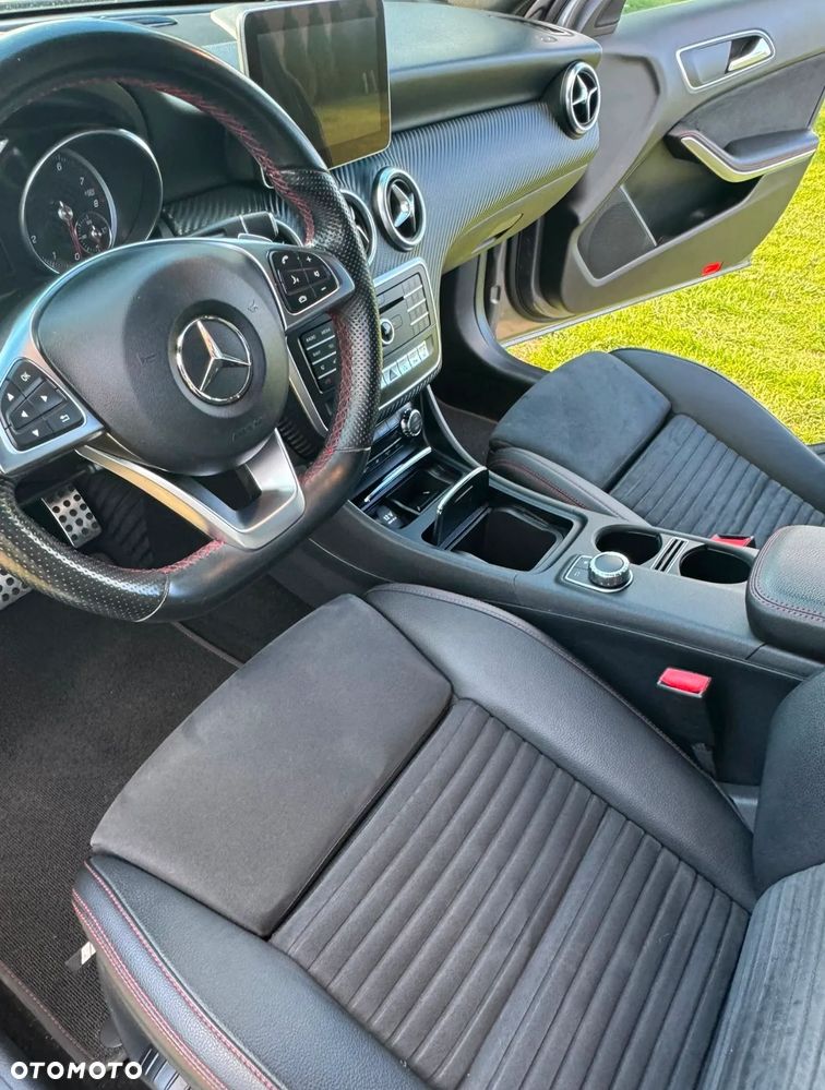 Mercedes-Benz Klasa A 220 4-Matic - 12