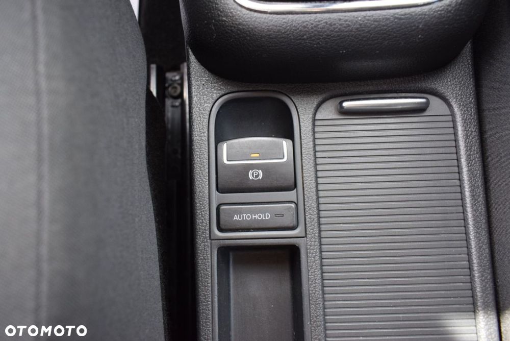 Volkswagen Tiguan - 32