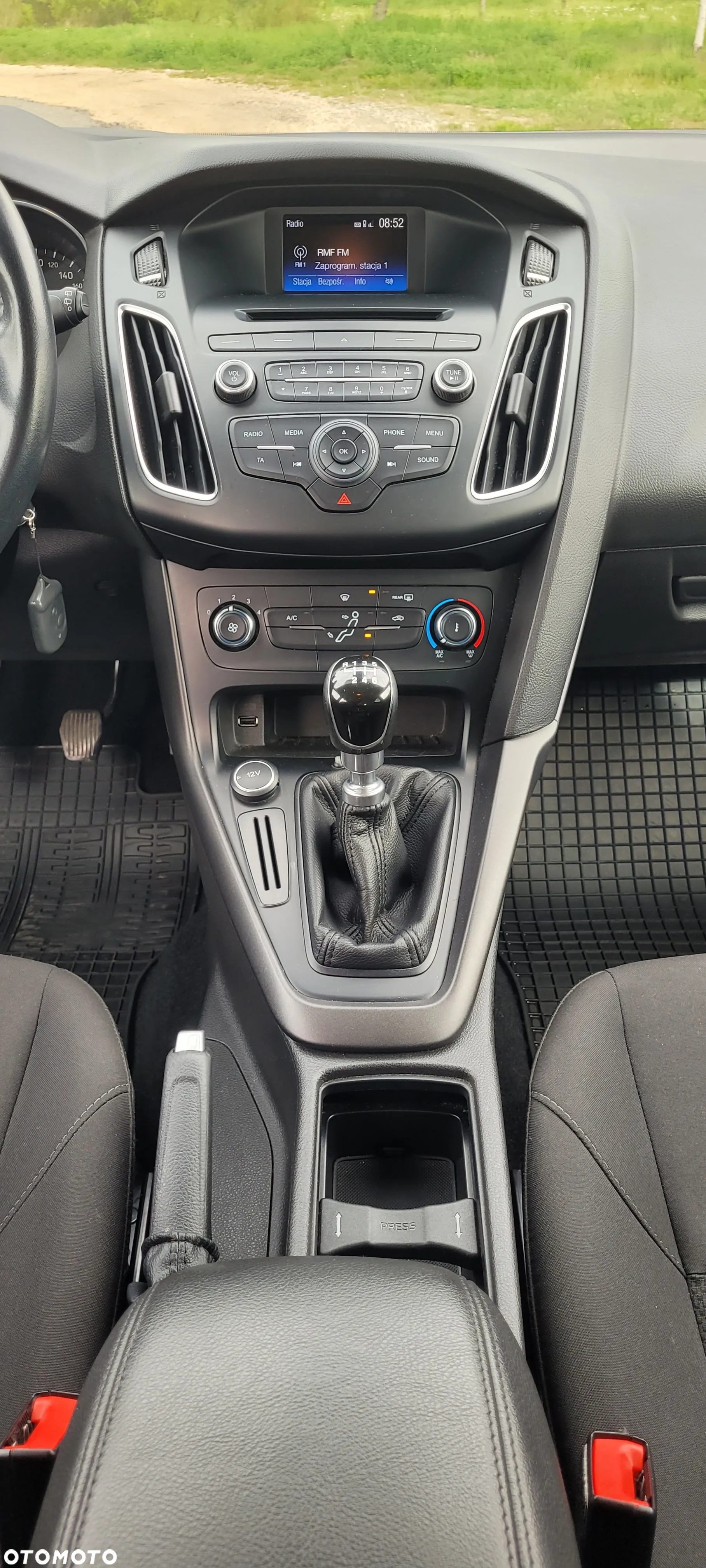 Ford Focus - 8
