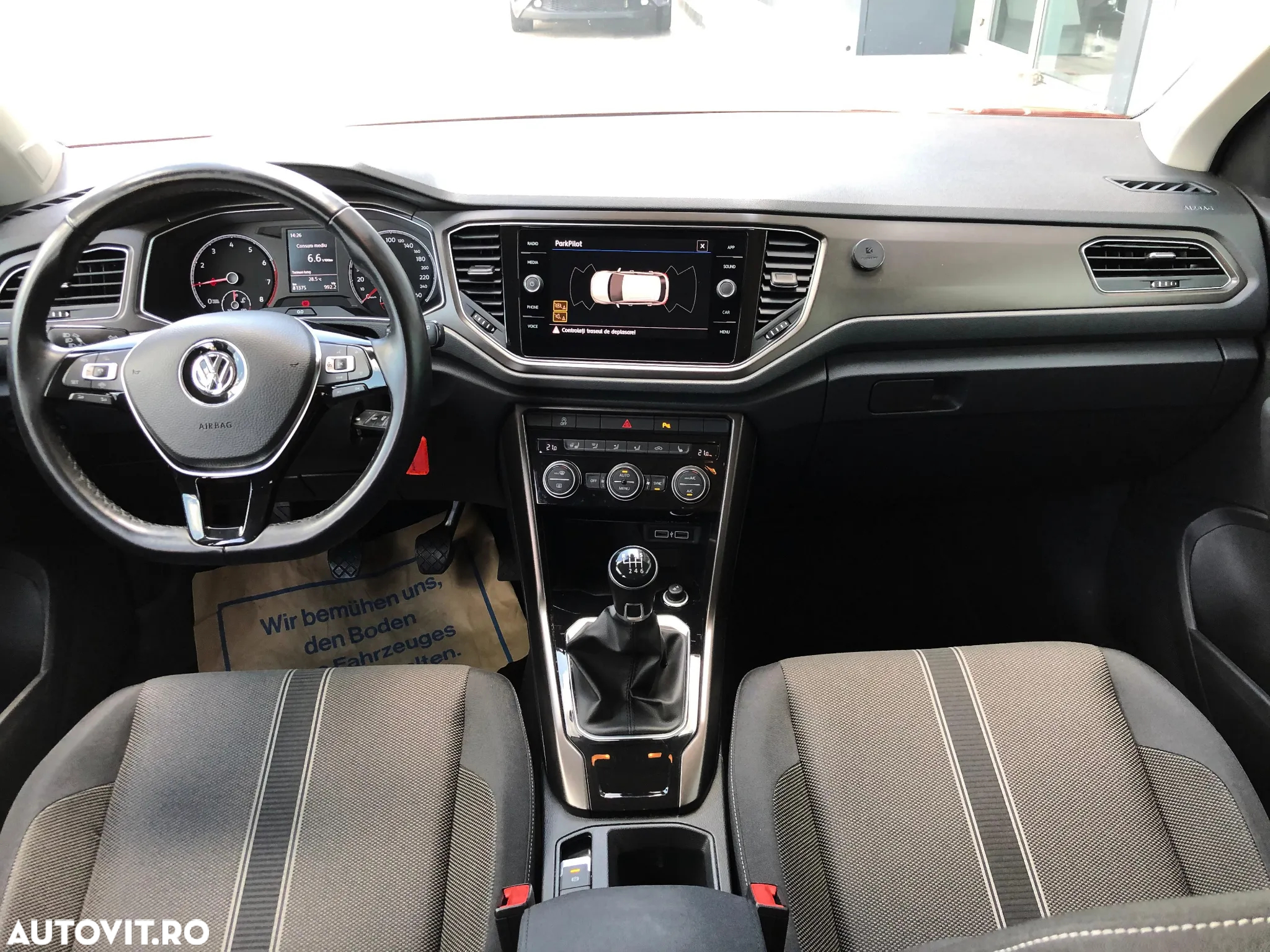 Volkswagen T-ROC 1.0 TSI Design - 16