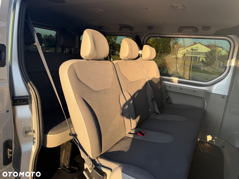 Opel Vivaro - 19