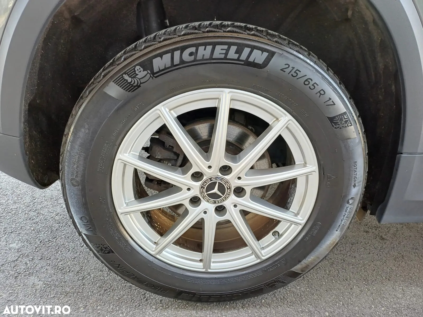 Mercedes-Benz GLA 180 d Aut. - 24