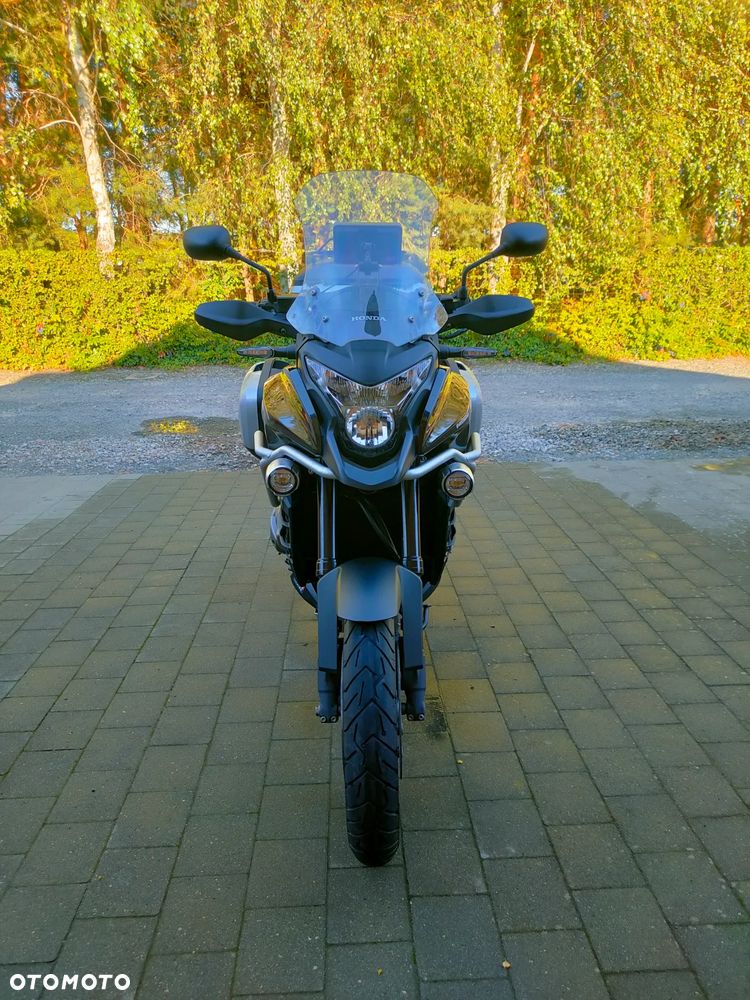 Honda VFR - 2