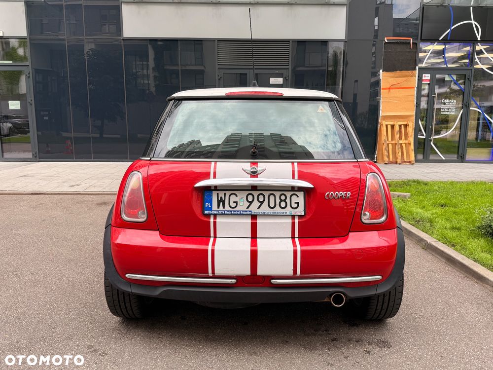 MINI Cooper Standard - 4