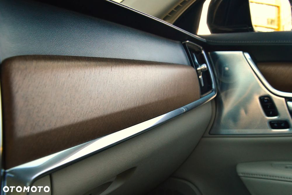 Volvo S90 D5 SCR AWD Inscription - 21