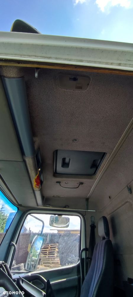 Mercedes Atego 815 Kabina dzienna - 5