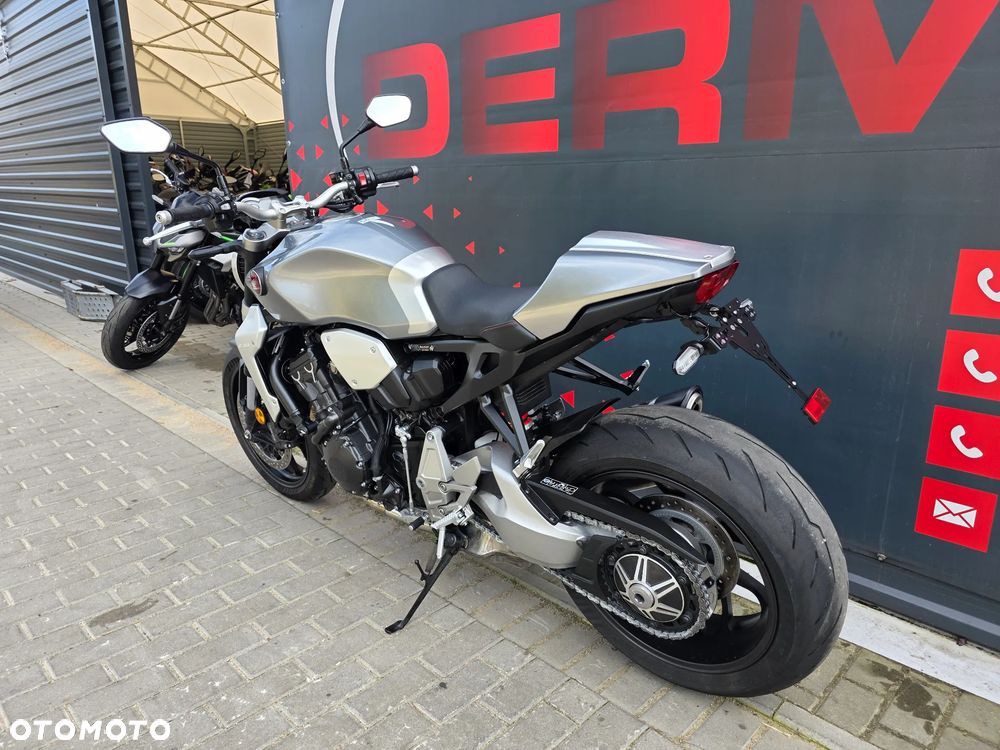 Honda CB - 6