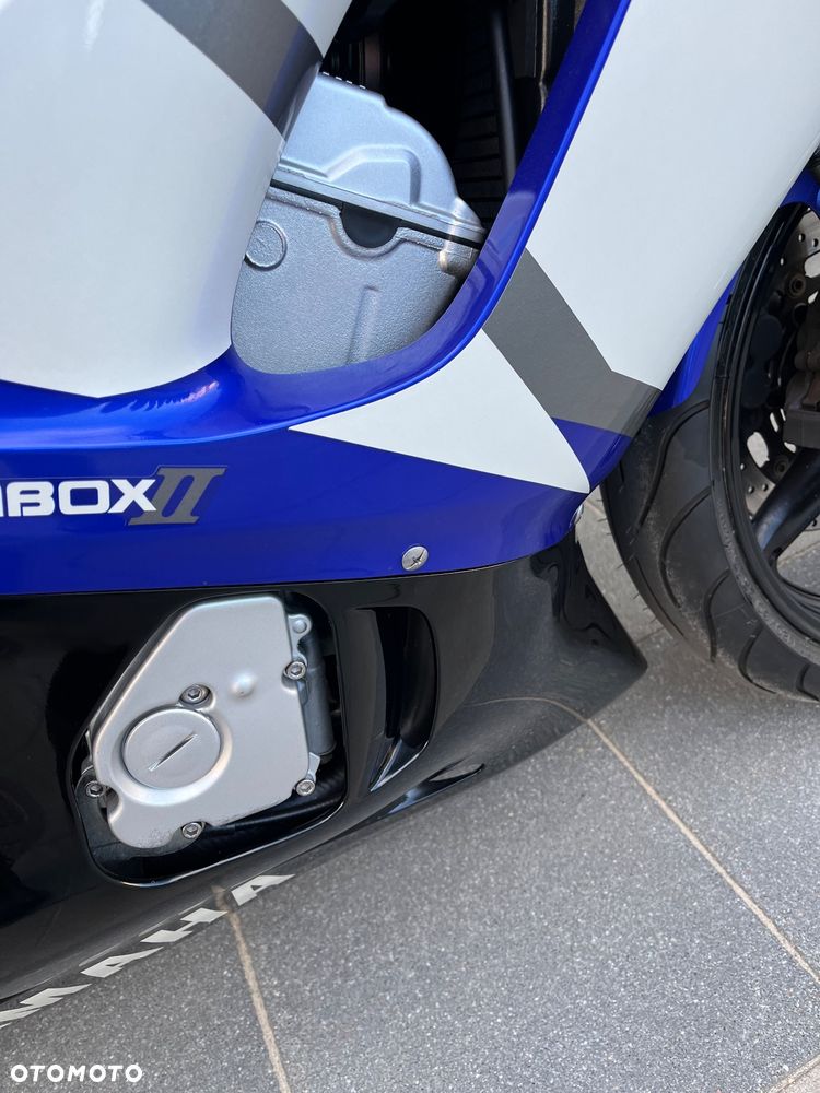 Yamaha R6 - 11