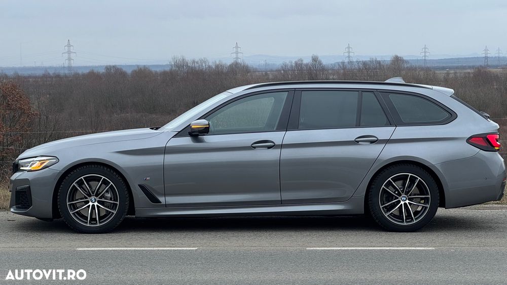 BMW Seria 5 530d xDrive Touring Aut. M Sport Edition - 5