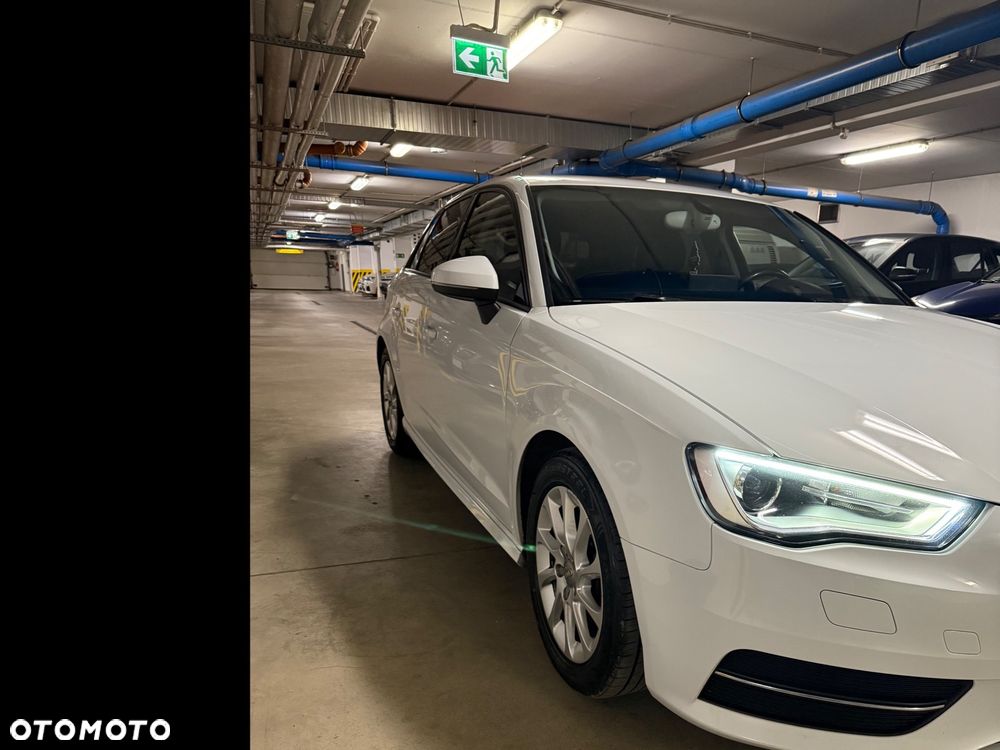 Audi A3 Sportback 1.6 TDI - 6