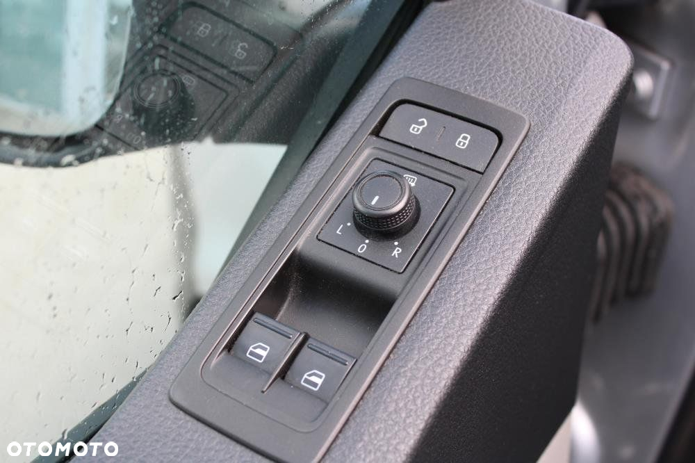 Volkswagen transporter - 7